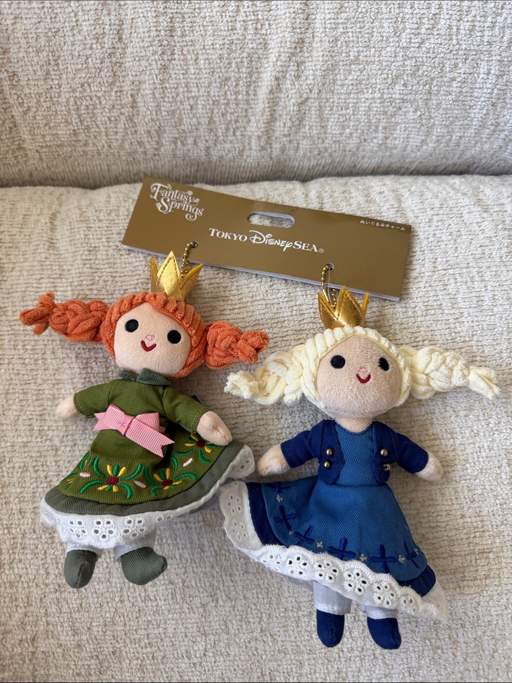 Tokyo DisneySea Princess Doll Keychain Set - Ana and Elsa
